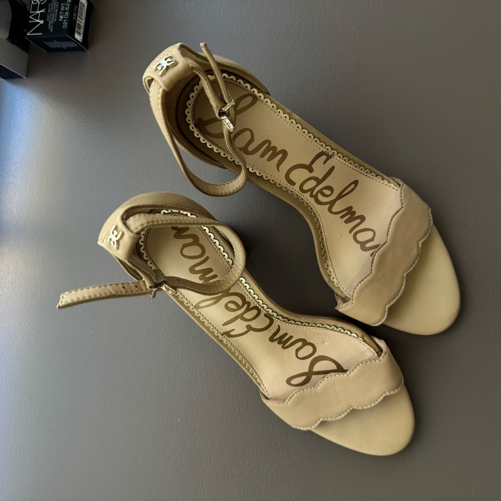 Sam Edelman Beige Block Heel Sandals - Picture 3 of 4